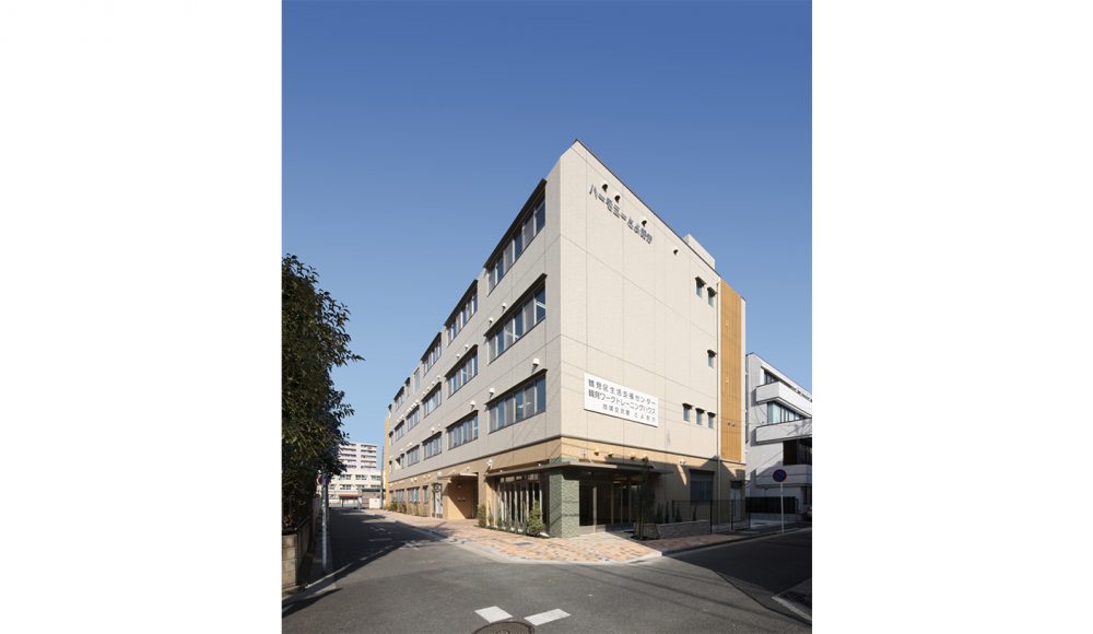 ０１．外観南・西側全景