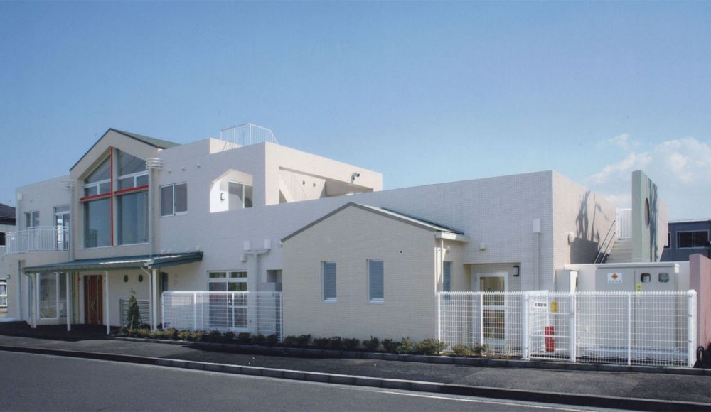 外観東側カット