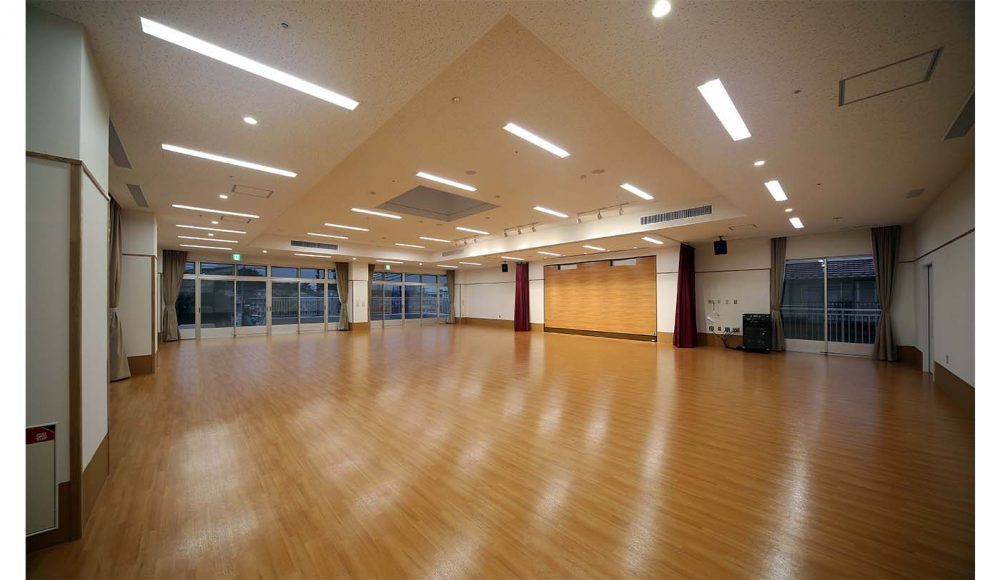 集会室 2